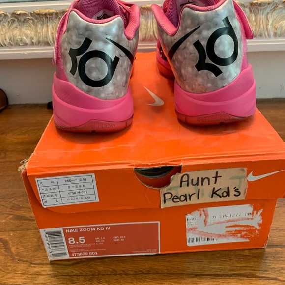 Aunt Pearl KD IV - Picture 4 of 4